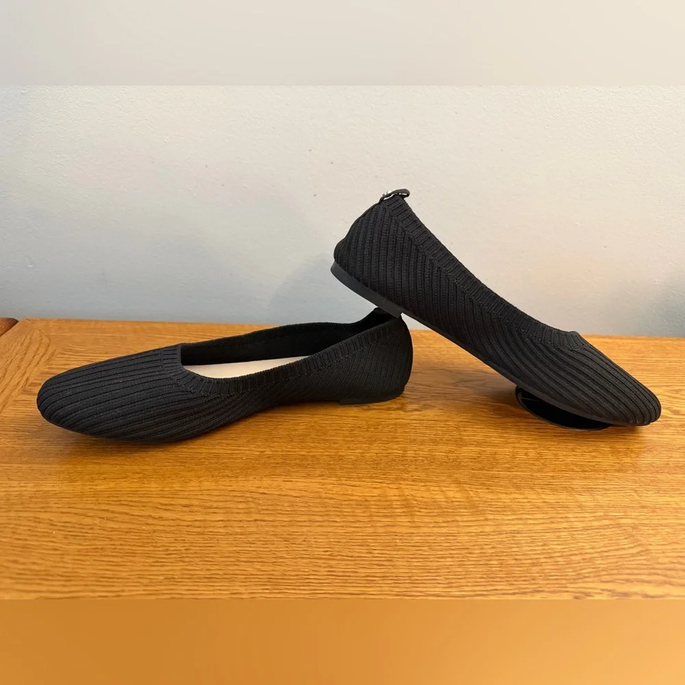 Danskin Women's Ribbed Black Loafers - Picture 6 of 9